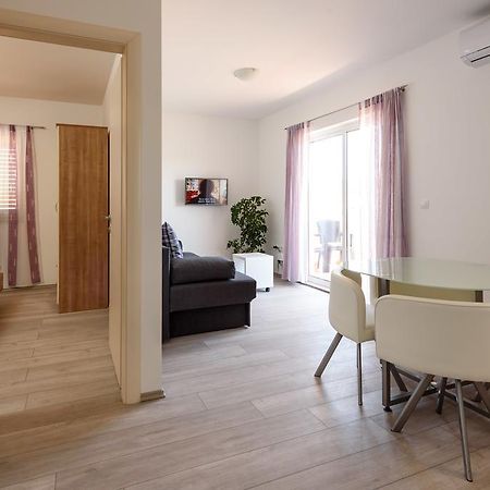 Apartments Robi Trogir Exterior foto